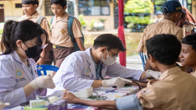 Universitas Jurusan Spesialis Bedah Plastik Rekonstruksi dan Estetik